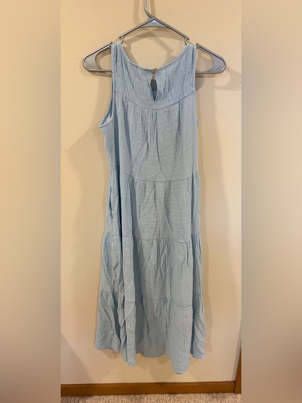 Light Blue Tiered Midi Sleeveless Dress - Size Small - Picture 2 of 9